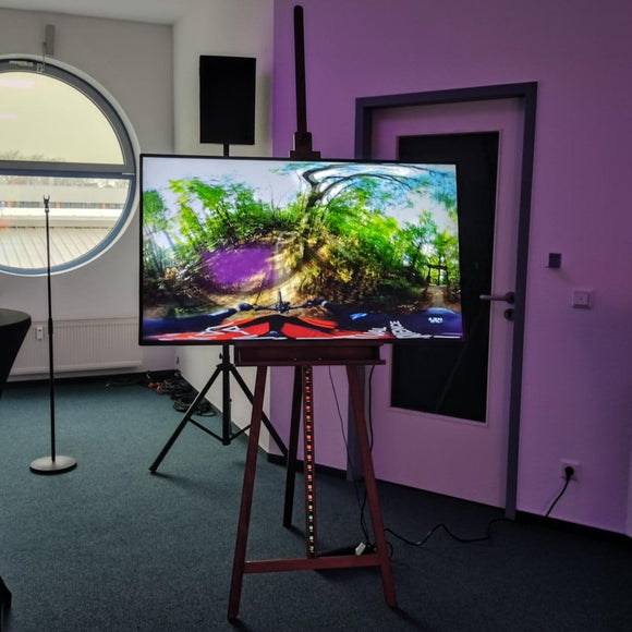 Lavabis LignumGlow Display