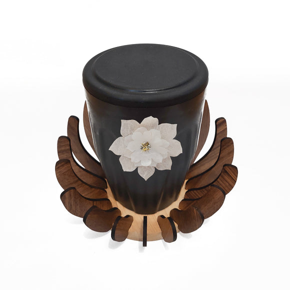 Bella Memoriam Urnenkranz Eiche Nussbaum