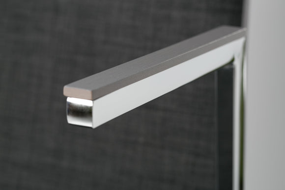 Lavabis Stapelstuhl gepolstert Holz mit Armlehne